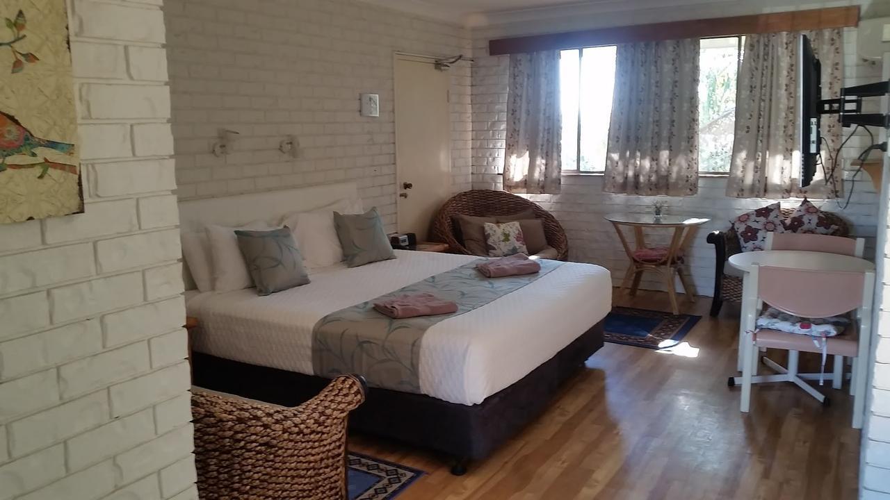 Holland Park Motel Brisbane Esterno foto