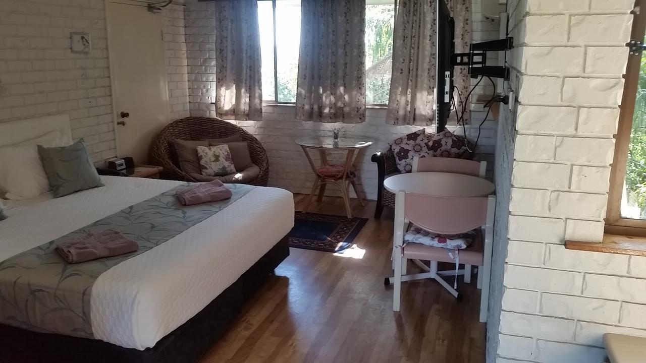 Holland Park Motel Brisbane Esterno foto