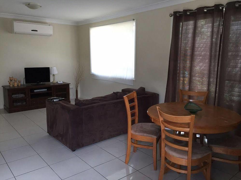 Holland Park Motel Brisbane Esterno foto